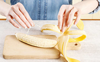 香蕉中的細絲具有名稱 和果肉同樣健康