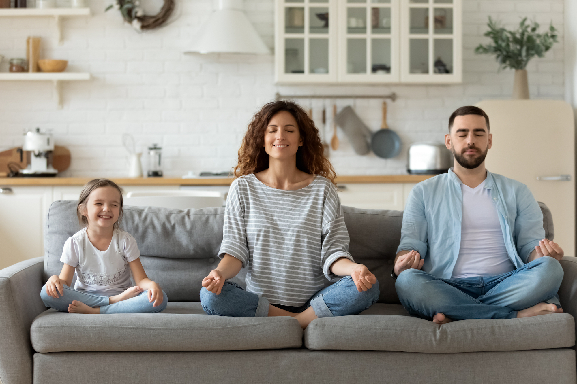 觉察练习(mindfulness,维基百科又译为正念)是一种冥想练习,帮助人们把注意力放在当下并排除杂念。(Shutterstock)