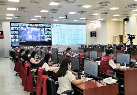 桃園市政府防疫專案會議。