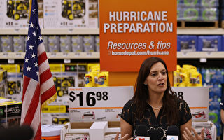 组图：飓风季前免税期 佛州鼓励居民买防灾物