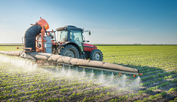 研究警告：农药正威胁全球土壤生态环境