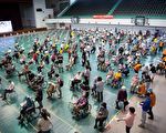 嘉市大型疫苗接种站首日开打 接种过程流畅