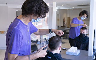 賓頓市長促省府允許理髮店提前開放