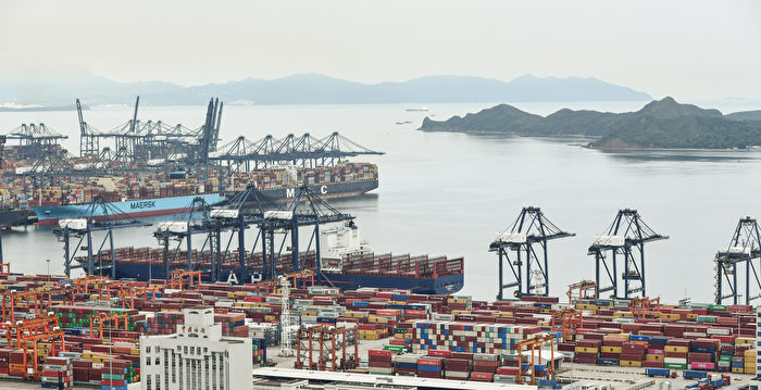中国盐田港塞船问题未解 欧美零售商提前囤货