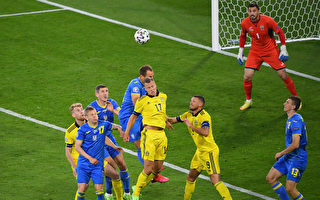 組圖：歐洲盃足球1/8決賽 瑞典1:2不敵烏克蘭