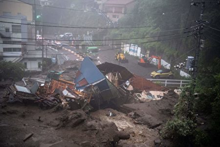 日本爆大规模泥石流场面吓人人失踪 热海市 大纪元