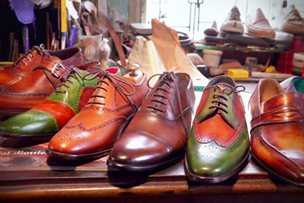 越南一鞋匠自學成才 自製皮鞋受王室青睞