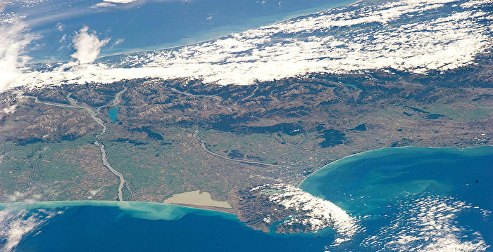 研究:地球地质活动周期 每2750万年一次