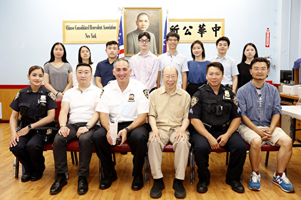 市警局第5分局：华埠今年犯罪率少8.9%