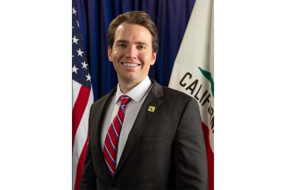 破加州纪录 州长候选人基利24时获捐25万