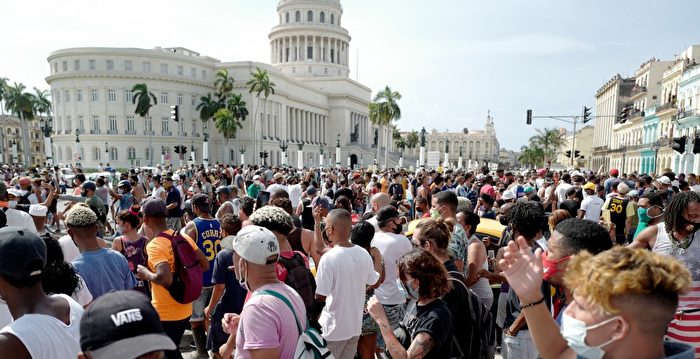 民众抗议下 古巴允旅客携食物药品入境免关税