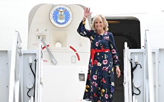 美第一夫人赴法国 庆祝美国重入UNESCO