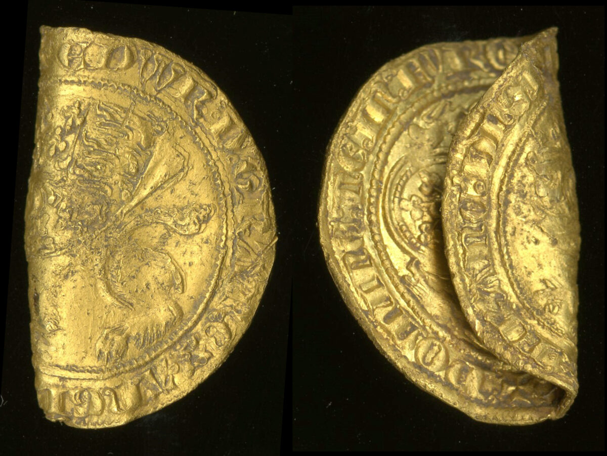 英国出土两枚14世纪稀有金币纯度达96% | 14世纪中叶| 黑死病| 爱德华 