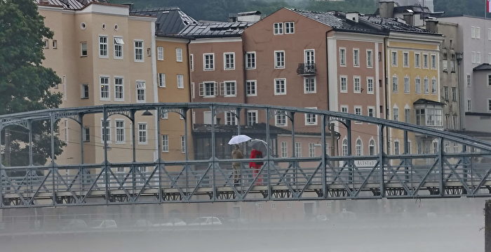 组图：奥地利暴雨成灾 多个地区成水乡泽国