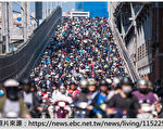 机车没两段式左转共罚2100元 不只600元
