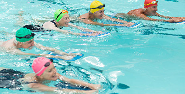 研究：游泳有助于提升认知力