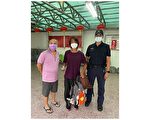 男子流落街头屈身庙宇  里长警方送暖助返家