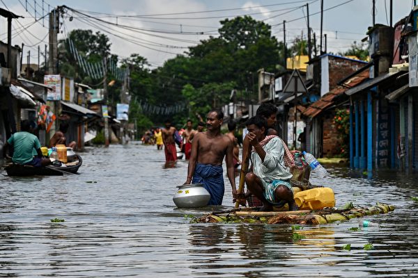組圖：印度西孟加拉邦遭遇洪災 至少23死
