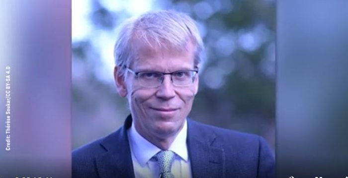 周晓辉:批疫苗副作用大 药理学博士微博被封