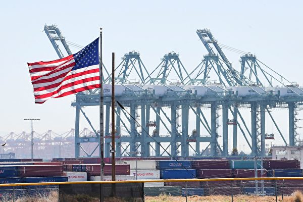 洛杉矶港出口创16年新低 但进口激增