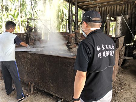 因應非洲豬瘟病毒來襲，屏東縣政府宣布自8月30日起外縣市廚餘一律禁止進入屏東縣境內。