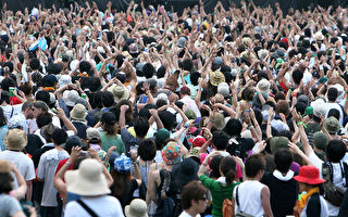 爱知县办音乐祭逾8千人密集群聚 主办方致歉