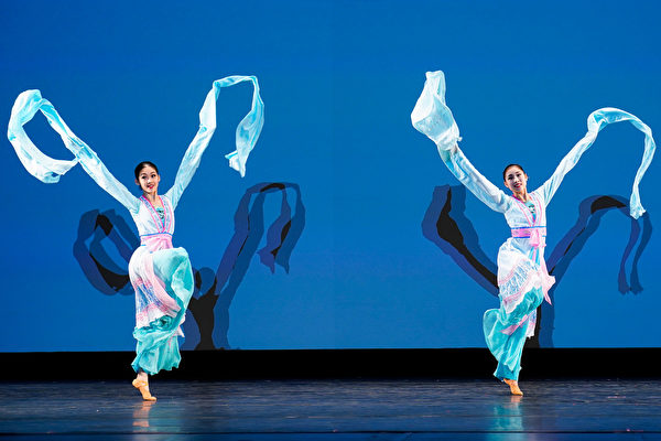 評委評新唐人大賽：純粹的中國古典舞比賽