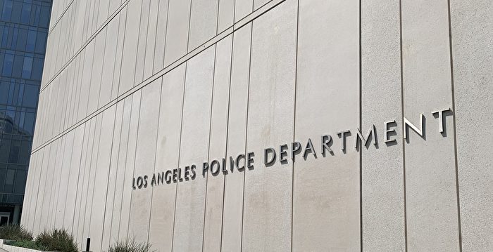 洛杉矶警察局员工就疫苗强制令控告市府