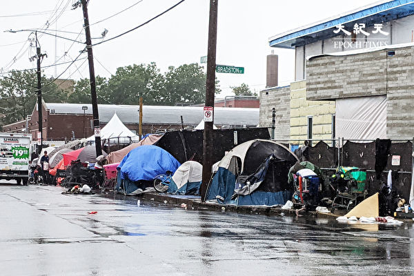 波士顿游民问题恶化 “美沙酮街”增上百帐篷