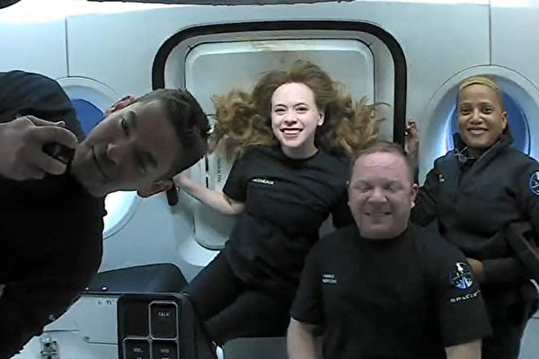 SpaceX太空遊中獎者體重超標 忍痛讓票給朋友