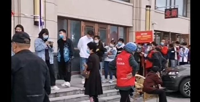 【一线采访】哈尔滨爆发疫情 巴彦县封控