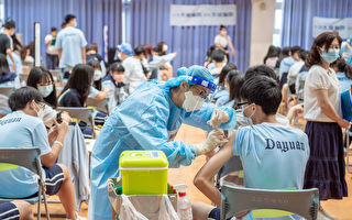 台湾BNT疫苗150人份误给25人施打