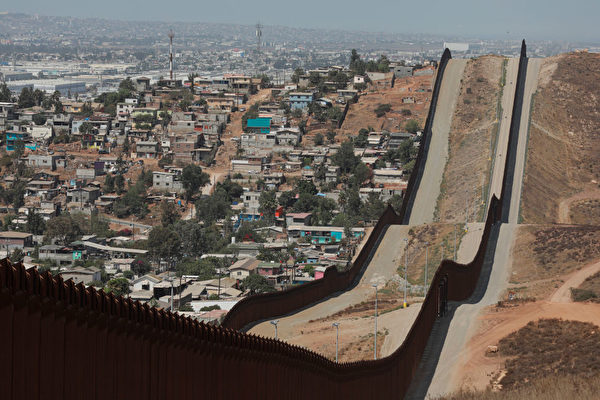美高院支持边境墙建设 将案件发回下院重审