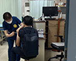 韩政府连推新措施 促境内的外国人接种疫苗