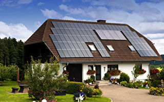屋顶太阳能板发电够全世界使用吗？