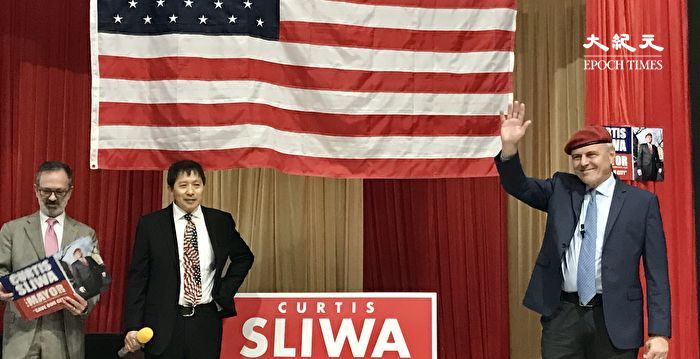 纽约市长选举倒数两周 华人：斯利瓦言行如一