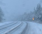 新英格蘭初雪 覆蓋新罕州高速路