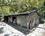 嘉兰村老爷爷的石板屋 再现原民建筑技艺