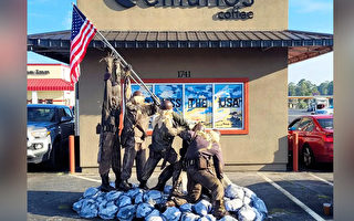 咖啡店老板自建硫磺岛升旗雕像 向美军致敬