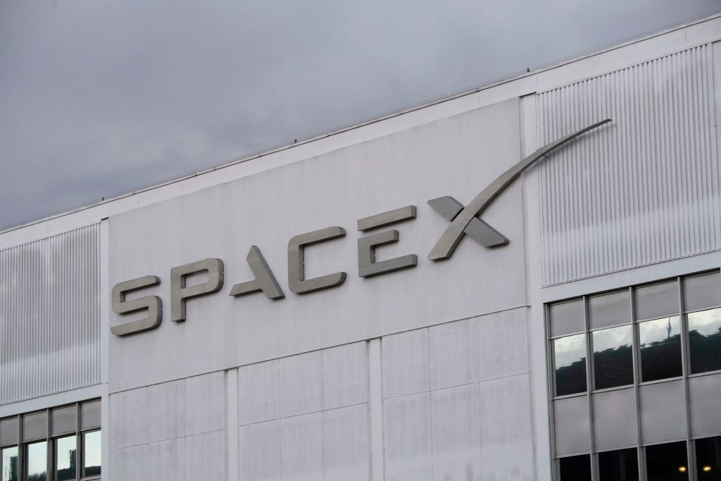 藍源指控美政府敗訴 SpaceX獨得登月艇合約