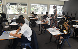 華人區兩所私立學校學費低 但高考成績優異