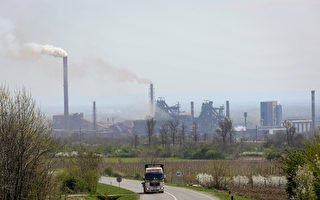 中资钢厂散发粉尘 塞尔维亚小镇患癌率翻两番