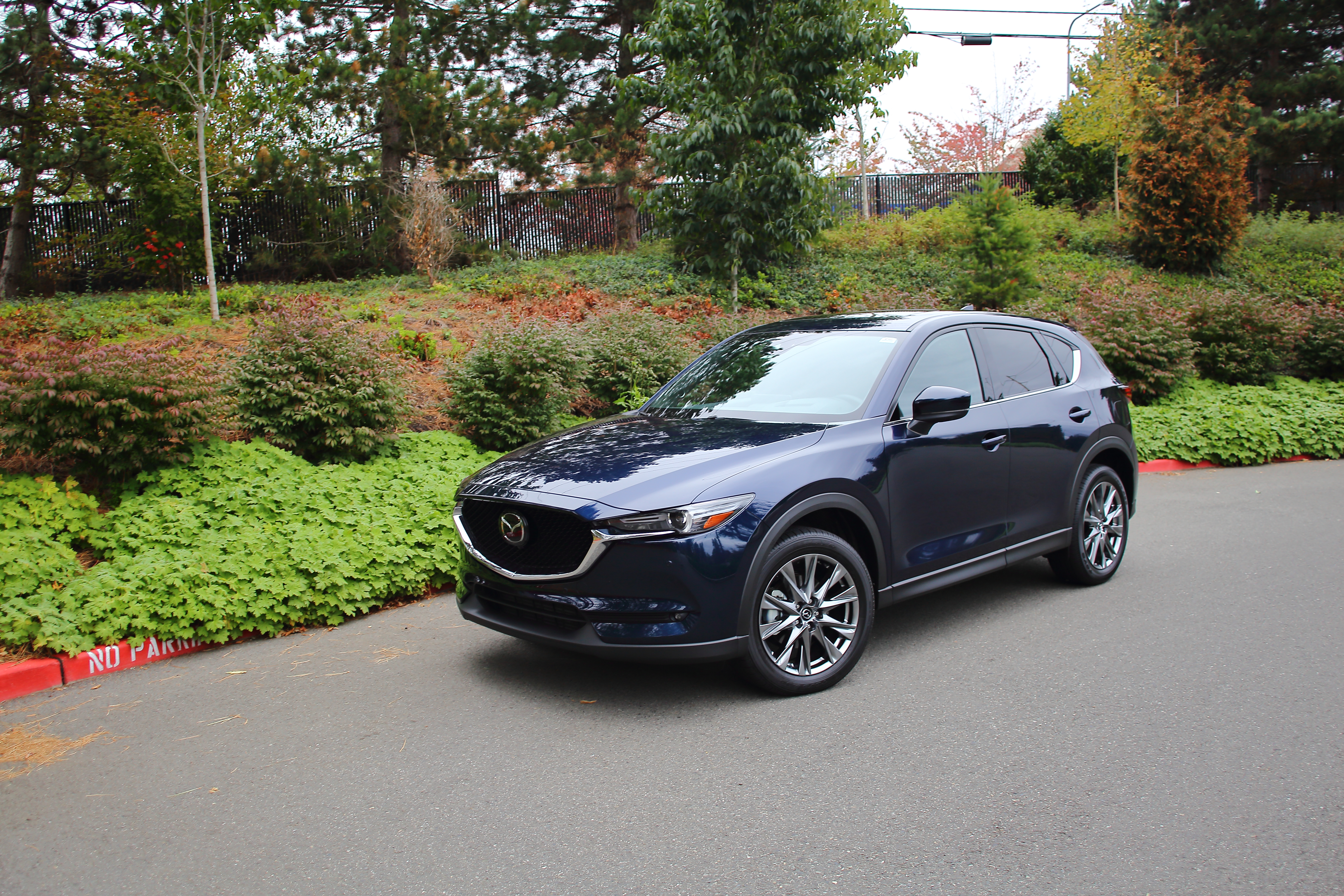 2021 Mazda CX-5 Signature。(李奥/大纪元)