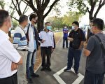 嘉市府聯合稽查環市自行車道旁占用狀況