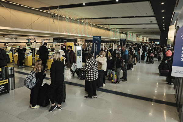 感恩节假期旅客激增 考验湾区三大机场