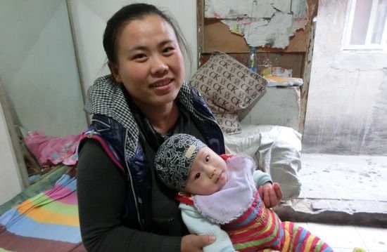 山东公民李玉剃发鸣冤 幼子被关孤儿院七年