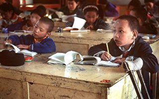 80萬西藏學生被迫寄宿學校洗腦 含4歲兒童