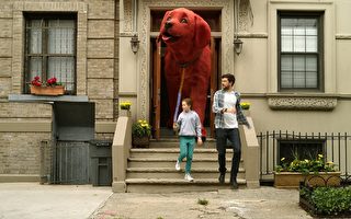 《大紅狗克里弗》影評：超大隻的狗 成為趣味性保證