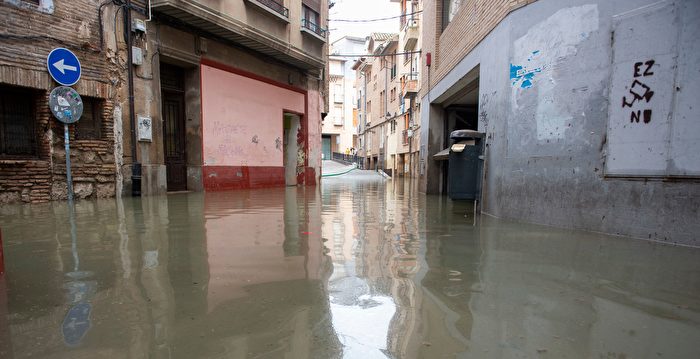 组图：西班牙北部豪雨与融雪致洪灾