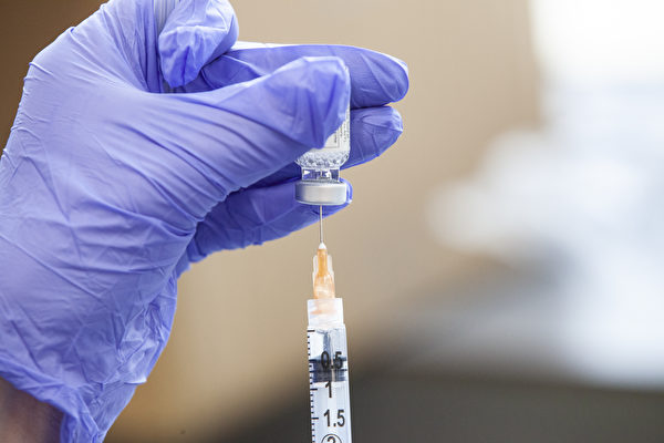 联邦法官裁定 禁止疫苗强制令在德州实施